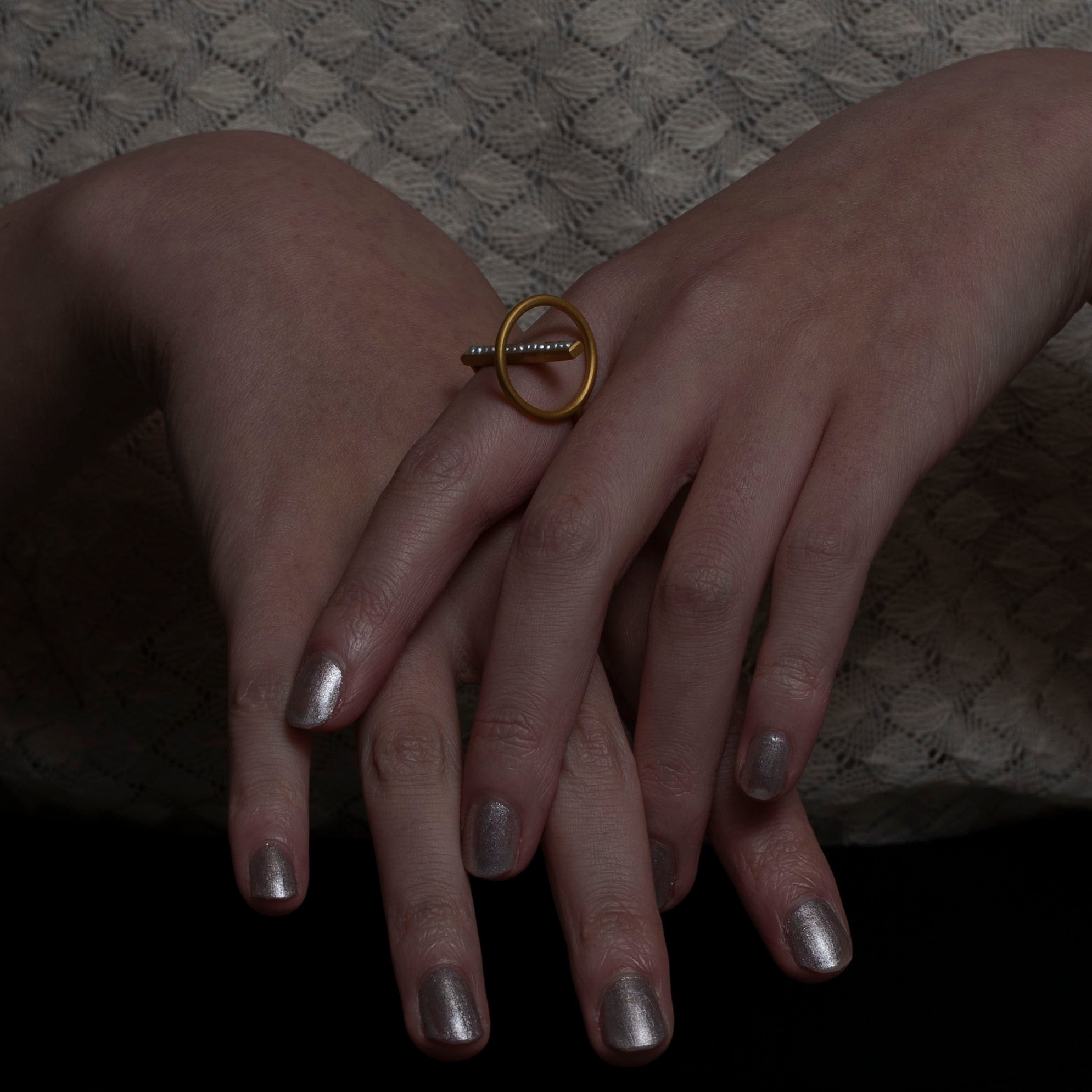 LINKING〉penetrating ring PEARL / ジュエリーブランド revie objects（レヴィ オブジェクツ）通販・店舗  セレクトショップ gng（sugar and ginger）